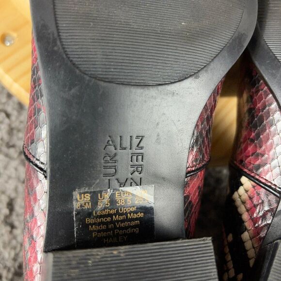 Naturalizer Hailey Chelsea Boot Womens 8.5 Snakeskin Print Ankle Booties - Picture 7 of 7